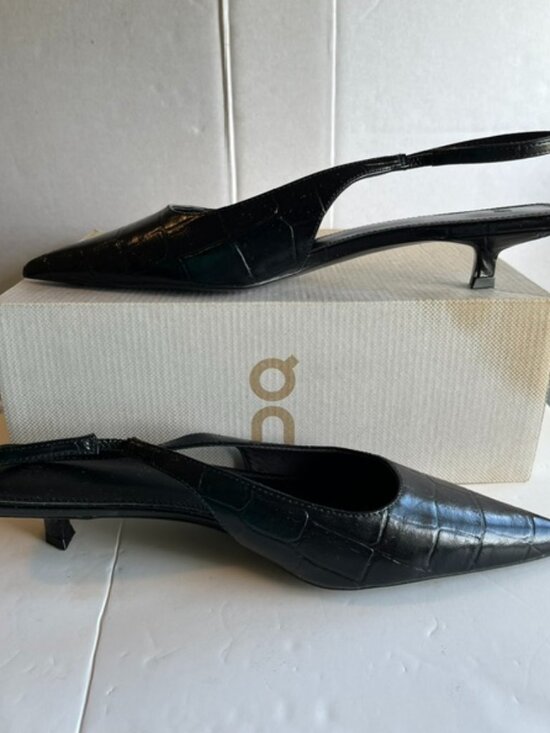 H&M Shoes - H&M kitten heel slingback pumps.